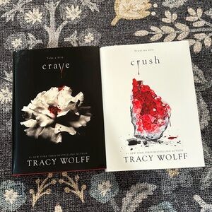Crave & Crush books by Tracey Wolff